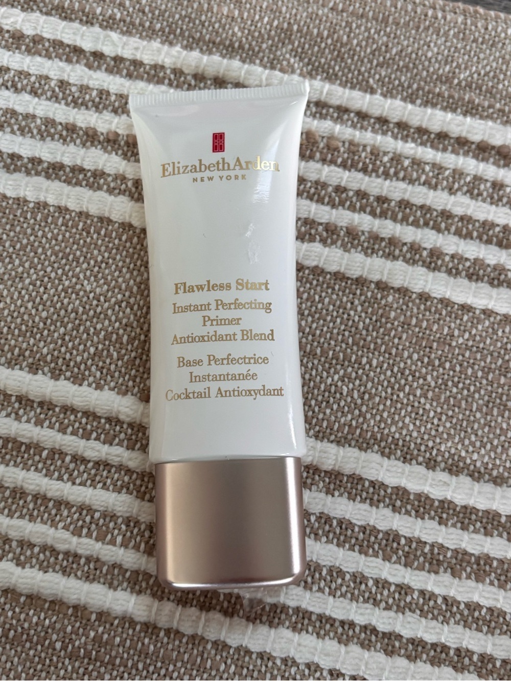 Elizabeth Arden Flawless Start Instant Perfecting Primer – White